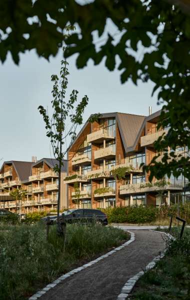 Aufregende Dachkonstruktion, eingedeckt mit DS Nordic Klickfalz, Udsigten – Vester Ringvej 45, 8600 Silkeborg, Dänemark